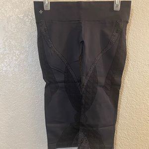 NUX Crop Workout Legging